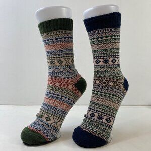 Womens Crew Socks Set 2 Fair Isle Nordic Pattern Green Blue Orange Red Beige